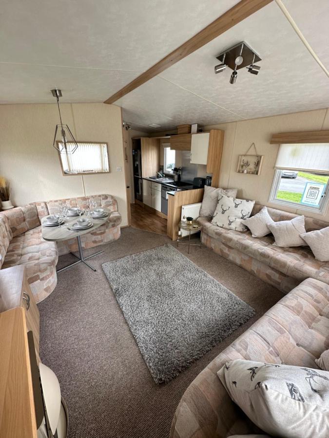 Hotel 6 Berth Caravan On Marine Holiday Park Rhyl Exterior foto